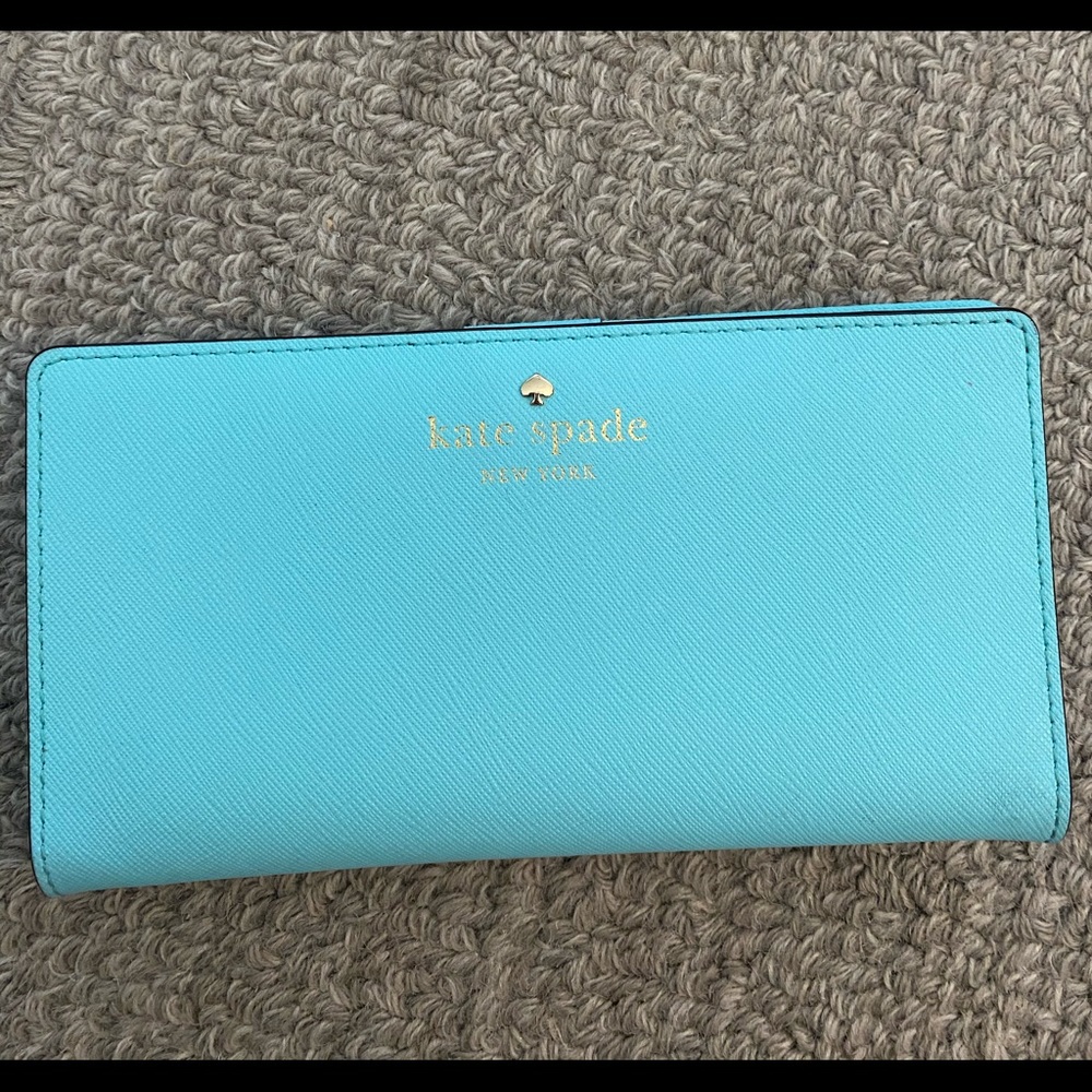 Kate Spade - Large Slim Bifold Wallet